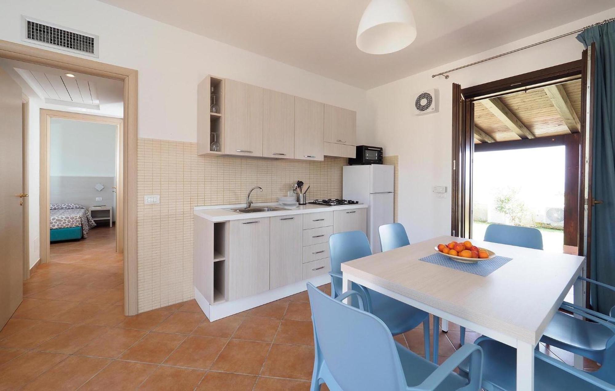 Lovely Home In Marina Di Modica With Kitchenette エクステリア 写真